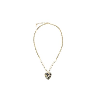CHANEL CC BLACK ENAMEL HEART NECKLACE 